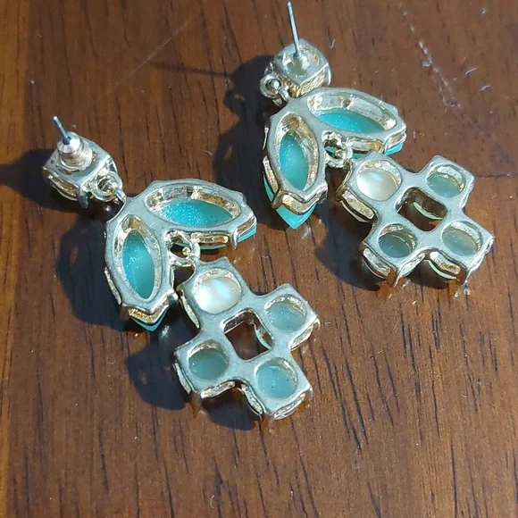 Mint Green and Chartreuse Green Linear Drop Chandelier Earrings - Picture 3 of 3